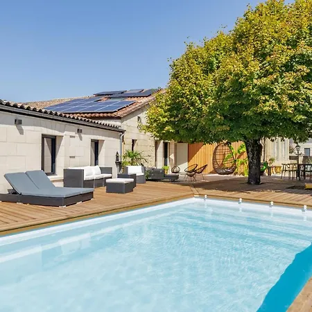 La - Balneo Privative Holiday home