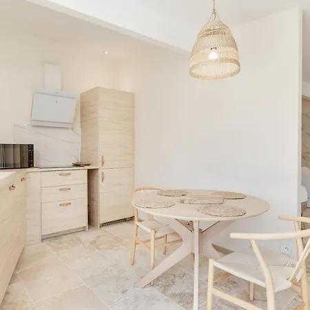La - Balneo Privative Holiday home *